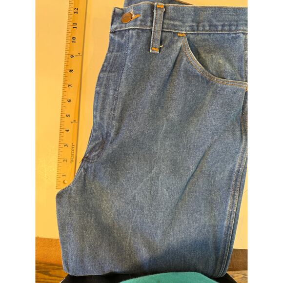 Wrangler Mens Regular Fit Jeans 38x32 Blue Denim USA Made Cowboy Western Vintage - Picture 5 of 7